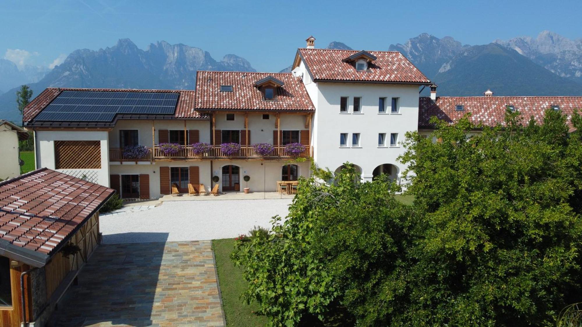 Corte Varola B&B Zia Marisa Belluno Kültér fotó